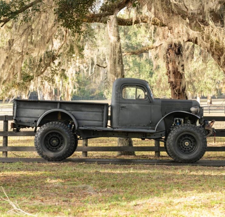 Dodge Power Wagon 27