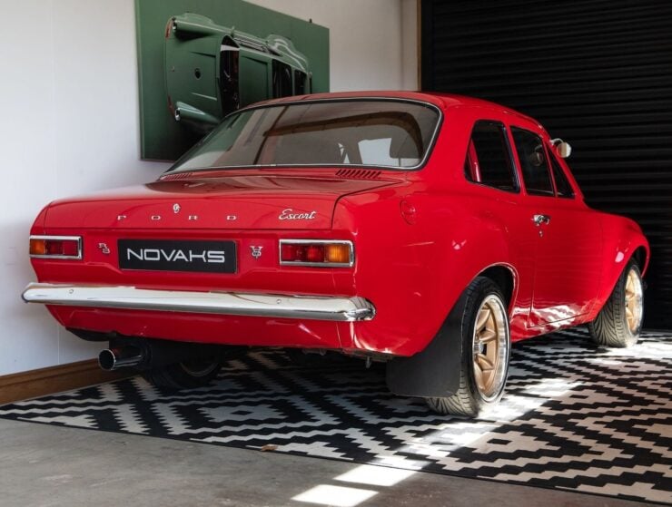 Ford Escort Mk1 V8 Swap 7
