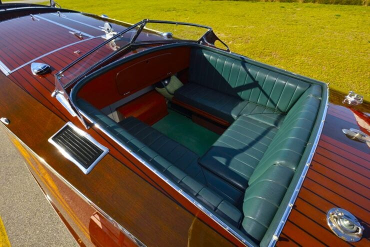 Hugh Saint Grand Prix Mahogany Runabout 18