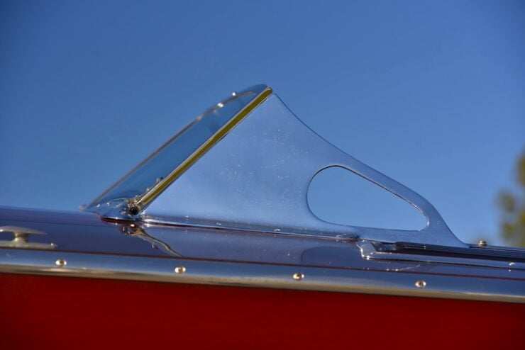 Hugh Saint Grand Prix Mahogany Runabout 25