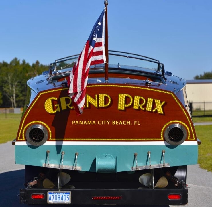 Hugh Saint Grand Prix Mahogany Runabout 8