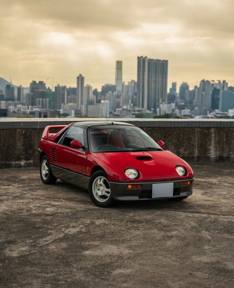 The Forgotten Gullwing Coupe - The Mazda Autozam AZ-1