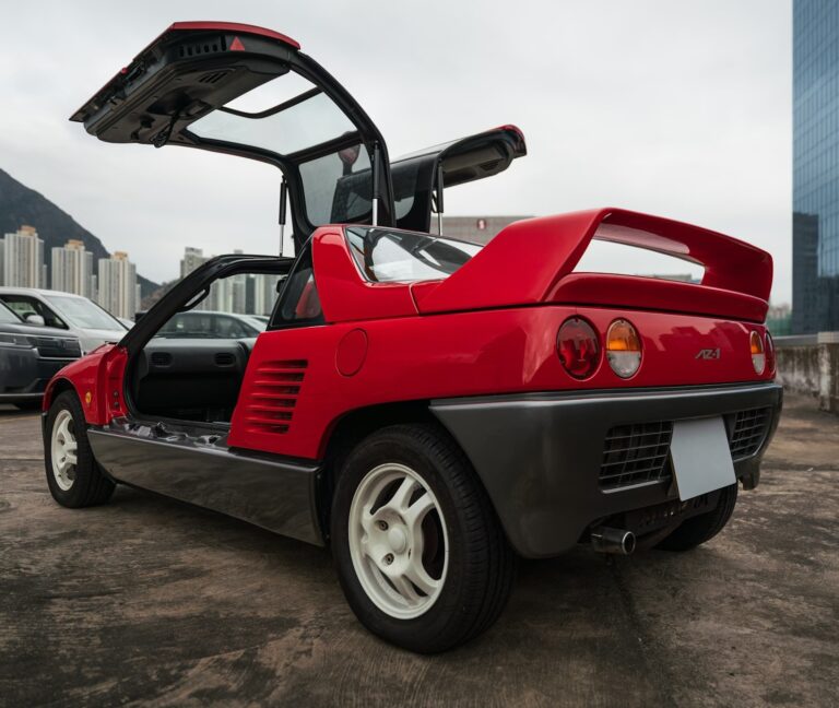 The Forgotten Gullwing Coupe - The Mazda Autozam AZ-1