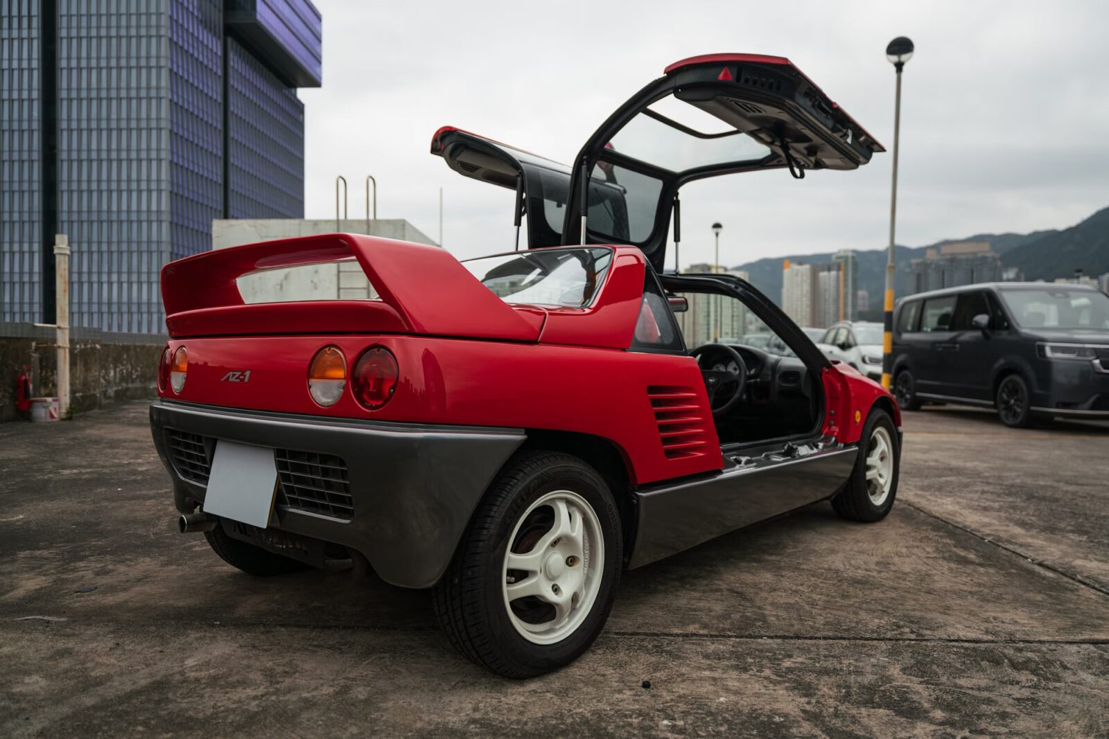 The Forgotten Gullwing Coupe - The Mazda Autozam AZ-1