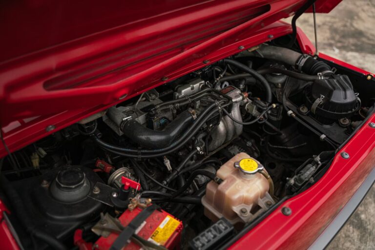 The Forgotten Gullwing Coupe - The Mazda Autozam AZ-1