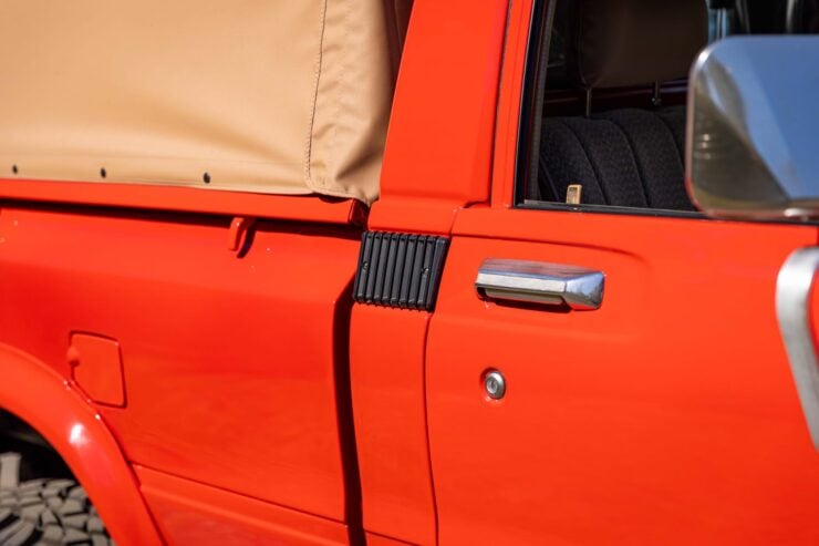 Toyota Hilux + Matching Trailer 11