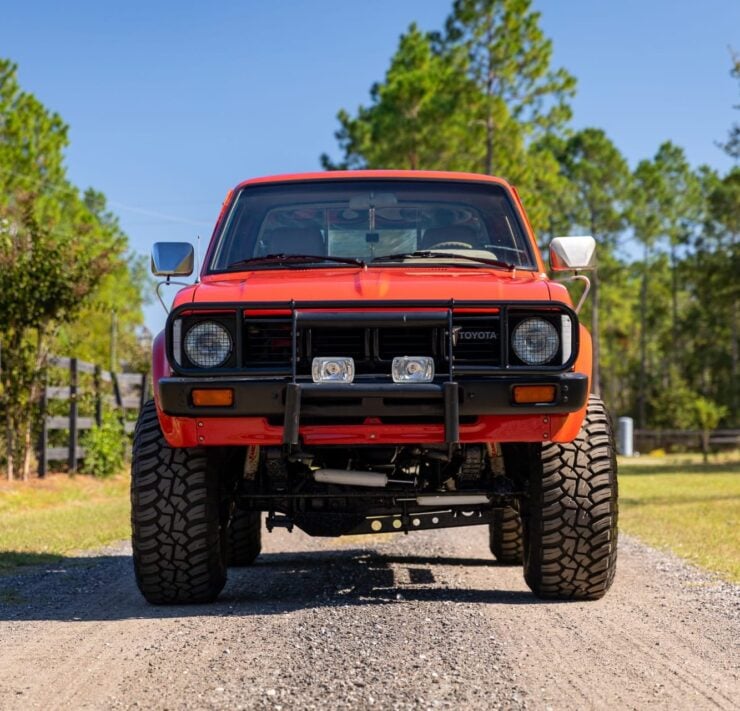 Toyota Hilux + Matching Trailer 23