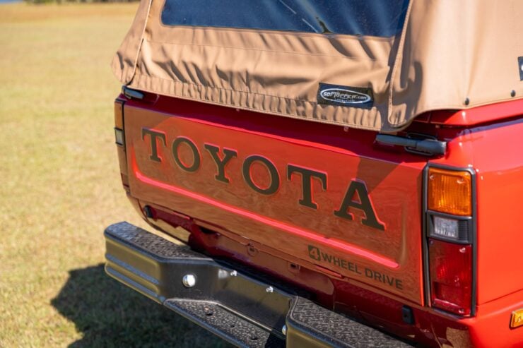 Toyota Hilux + Matching Trailer 26