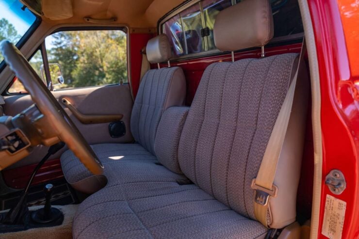 Toyota Hilux + Matching Trailer 9