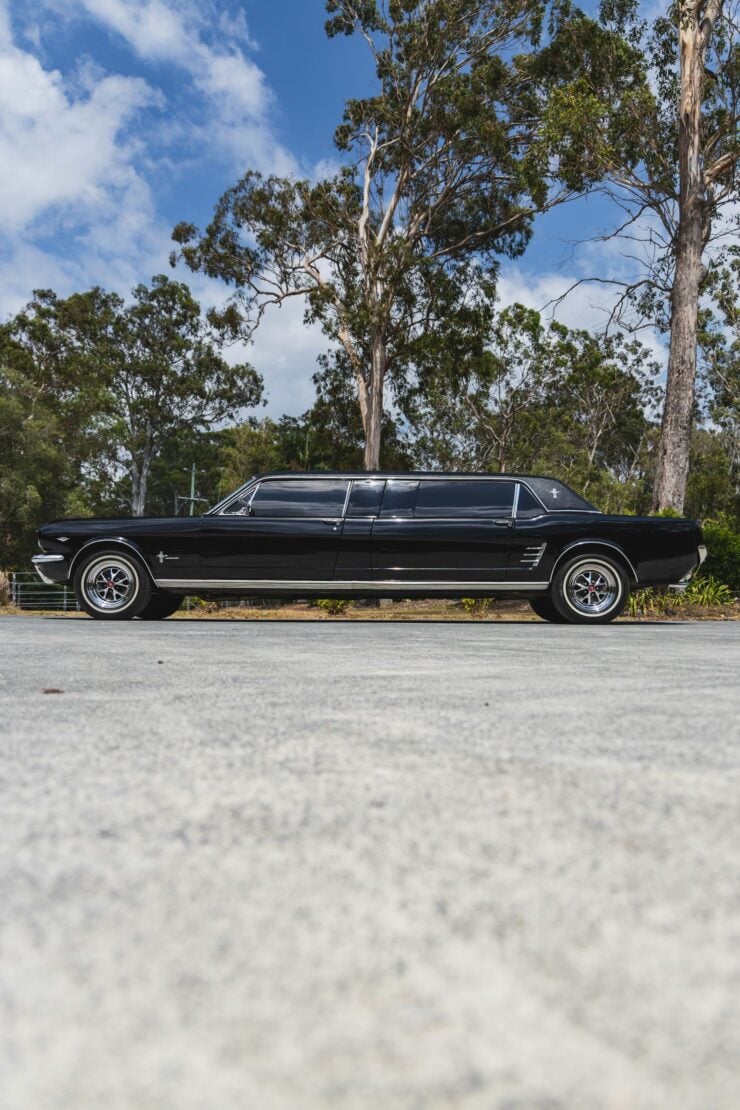 Ford Mustang Stretched Limousine 12