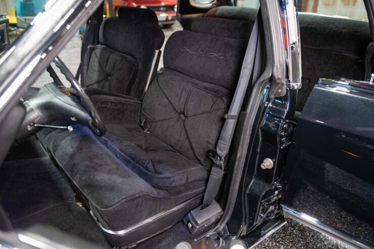 Lincoln Continental Sleeper Coyote V8 20