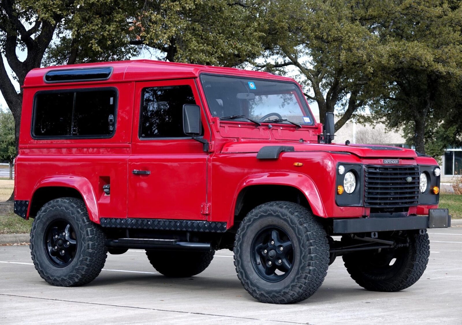 Benz Land Rover Mercedes Diesel-Swapped! A Land Rover That Can Run On Jet Fuel