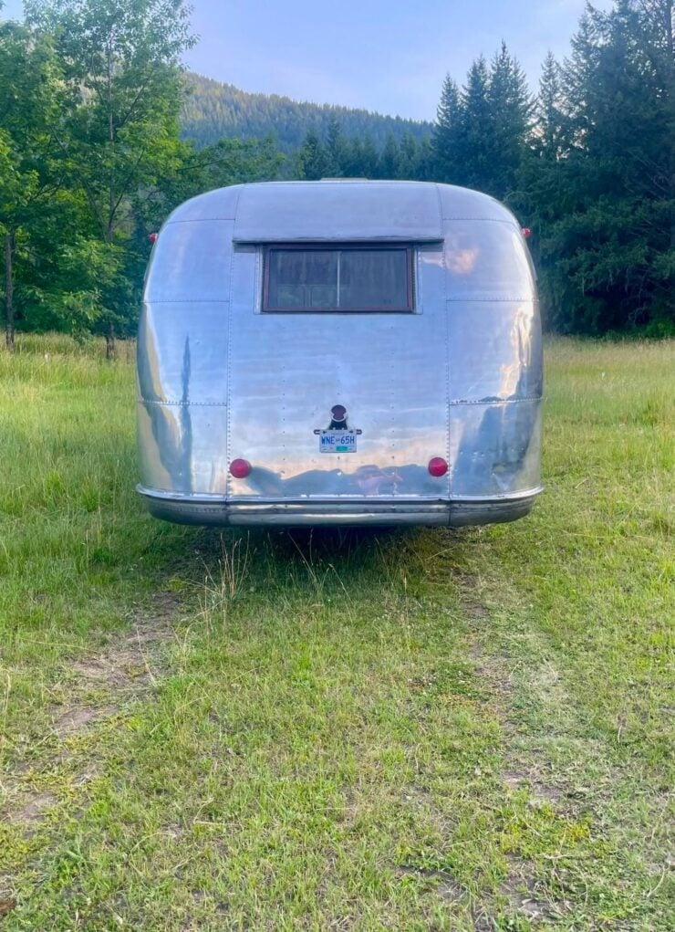 Spartan Manor Model 25 Travel Trailer 12