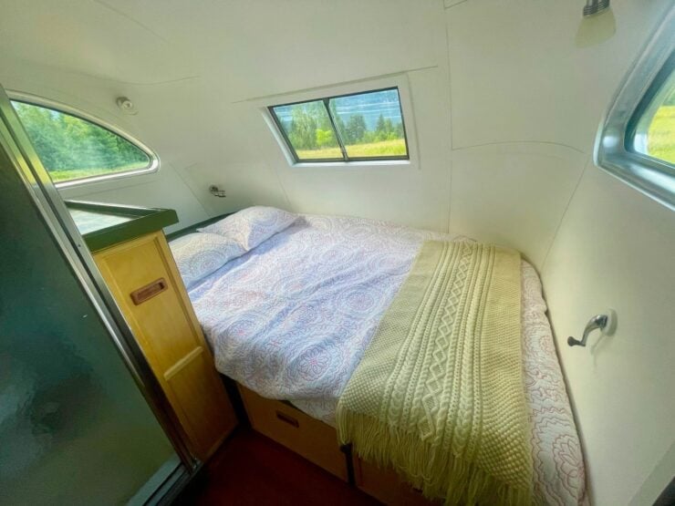 Spartan Manor Model 25 Travel Trailer 17