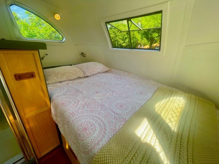 Spartan Manor Model 25 Travel Trailer 6