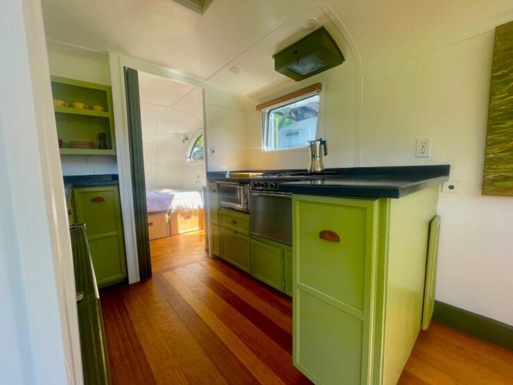 Spartan Manor Model 25 Travel Trailer 7