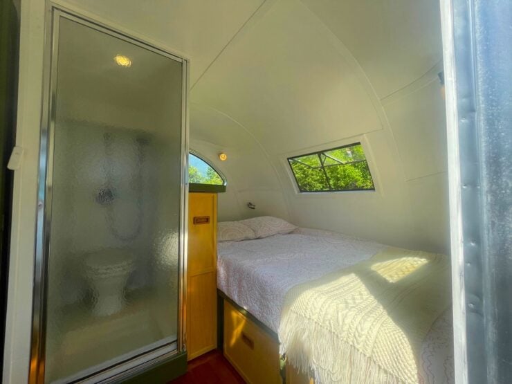 Spartan Manor Model 25 Travel Trailer 8