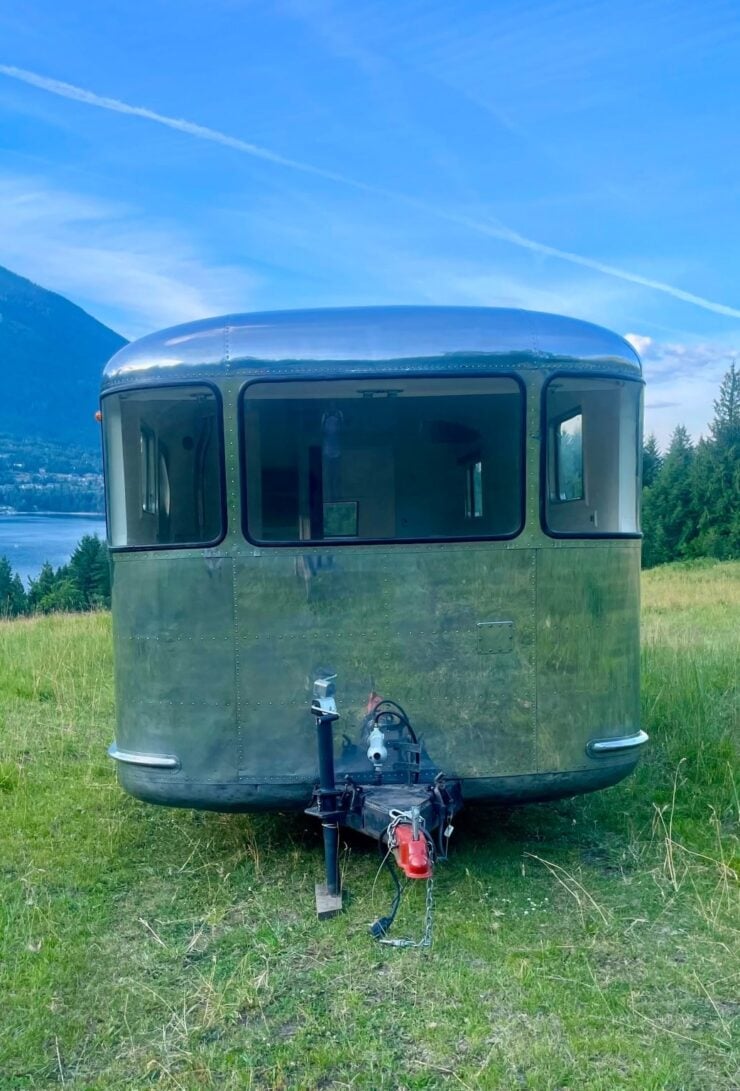 Spartan Manor Model 25 Travel Trailer 9