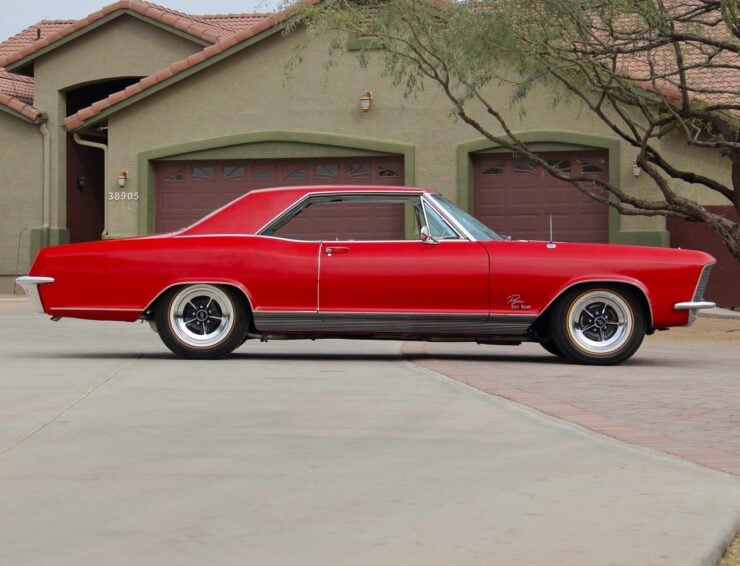 1965 Buick Riviera GS 11