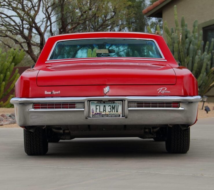 1965 Buick Riviera GS 16