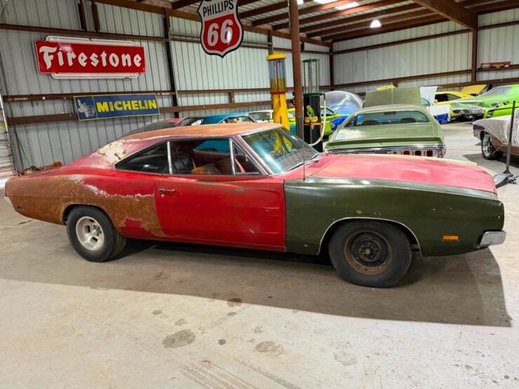 1969 Dodge Charger RT 426 Hemi 11