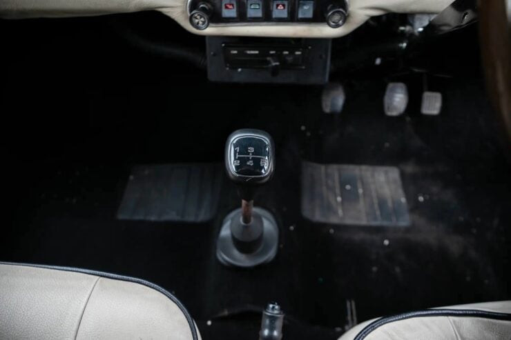 Mini Stretch Limousine 9