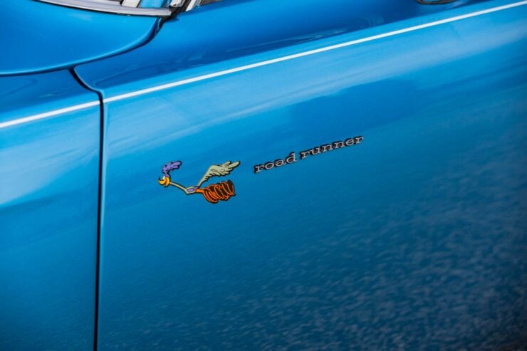 Plymouth Road Runner Hemi 8