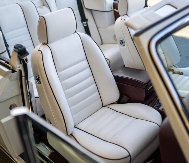 Rolls-Royce Corniche 11