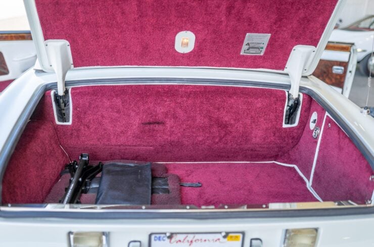 Rolls-Royce Corniche 15