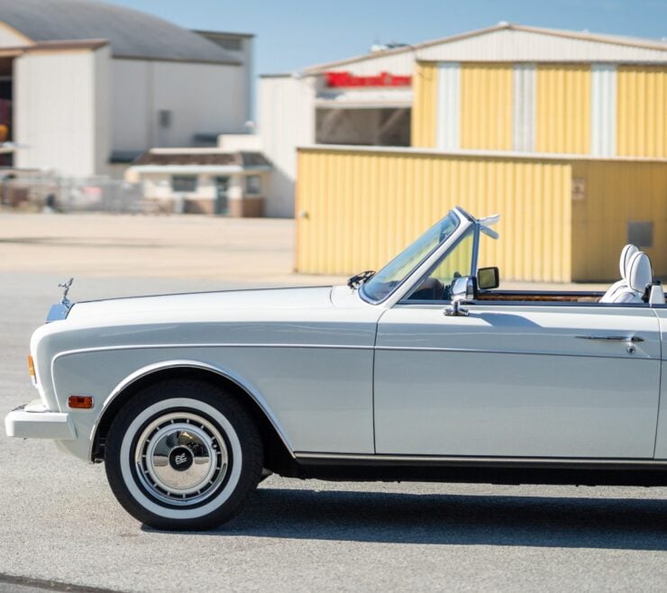 Rolls-Royce Corniche 16