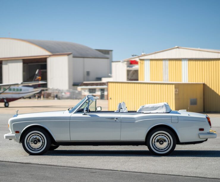 Rolls-Royce Corniche 18