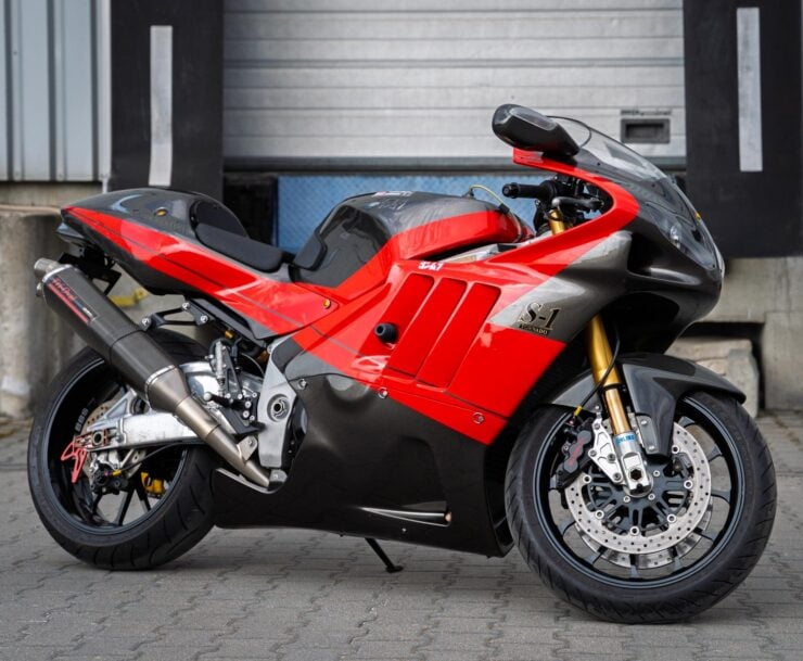 Yoshimura Tornado S1 4