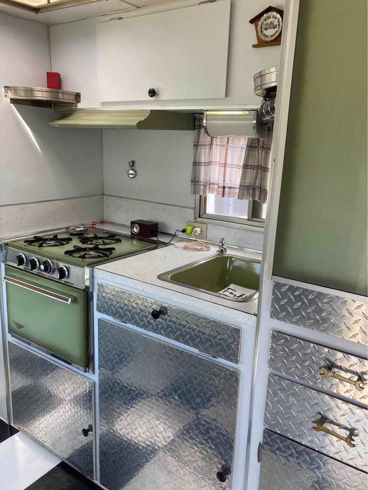 1959 Lincoln Continental Camper 3