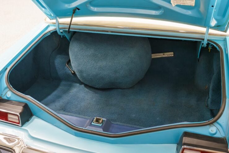 1976 Lincoln Continental Mark IV Givenchy Edition 22