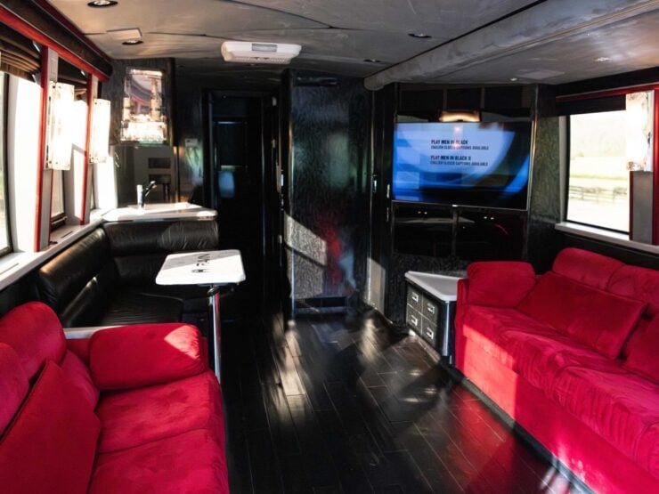Charlie Sheen Prevost Marathon XL Tour Bus 12
