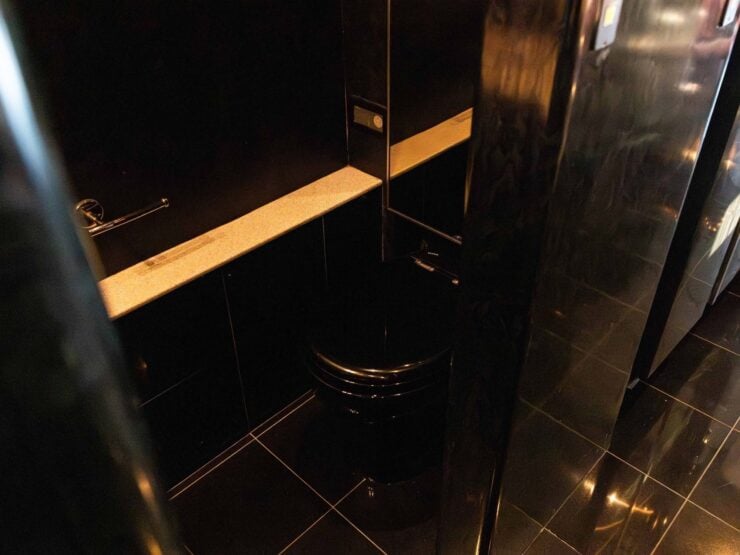 Charlie Sheen Prevost Marathon XL Tour Bus 15