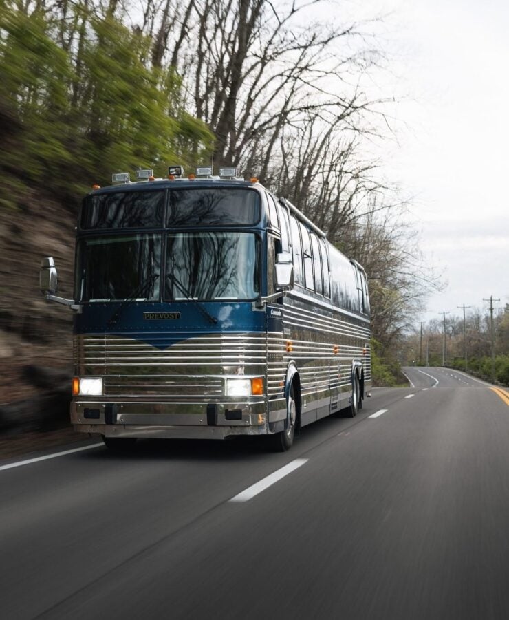 Charlie Sheen Prevost Marathon XL Tour Bus 22