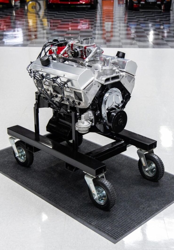 Chevrolet 350 Crate Engine 8