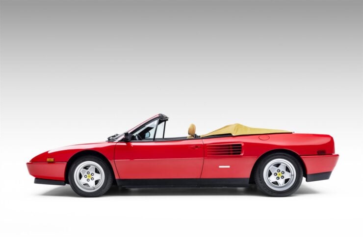 Ferrari Mondial T Cabriolet 10