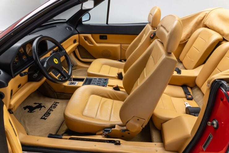 Ferrari Mondial T Cabriolet 17