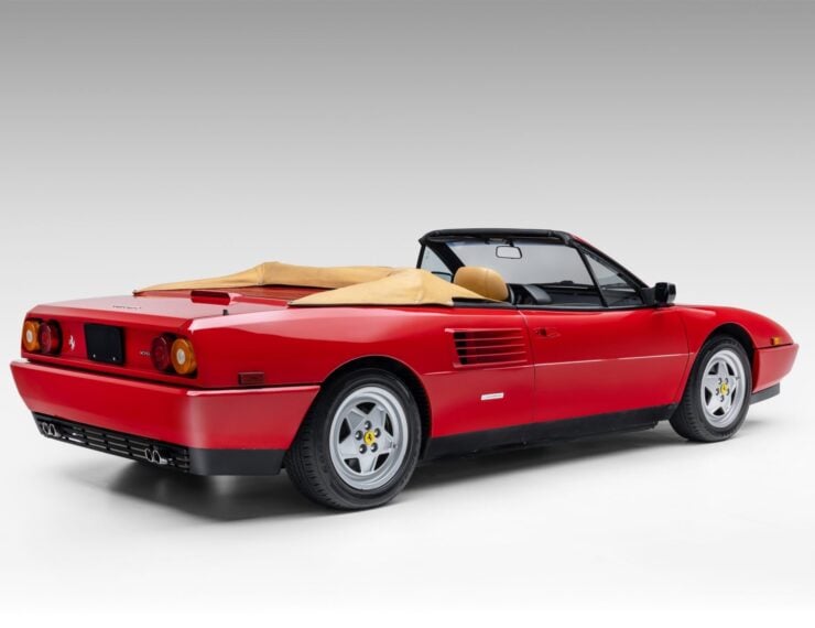 Ferrari Mondial T Cabriolet 3