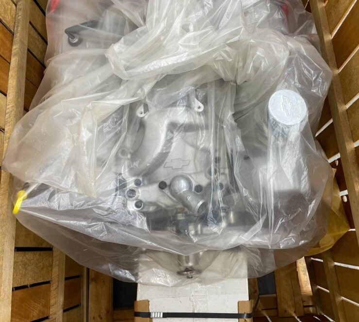 GM Performance Parts Anniversary Edition Chevrolet 427 Crate Engine 6