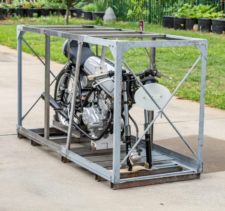 Honda Dream CB50R 10