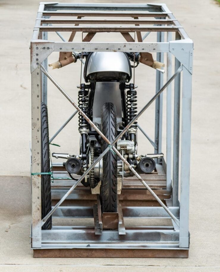 Honda Dream CB50R 13