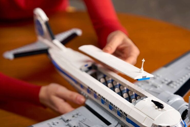 Lego Douglas DC-3 Pan Am Airliner 3