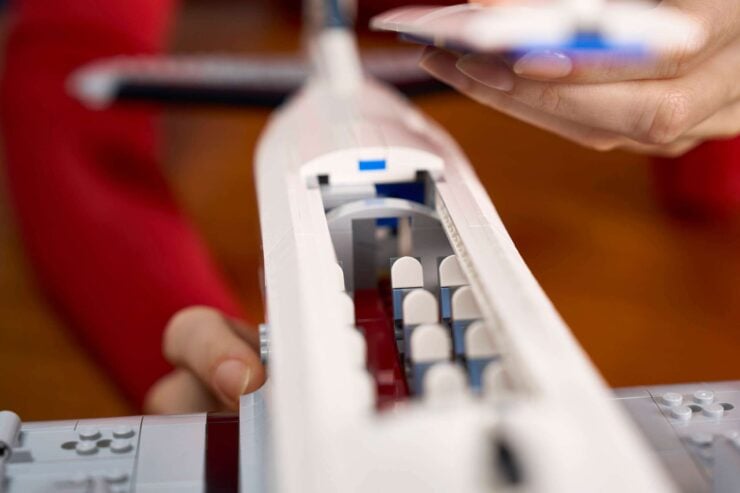 Lego Douglas DC-3 Pan Am Airliner 4