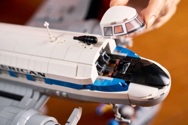 Lego Douglas DC-3 Pan Am Airliner 5