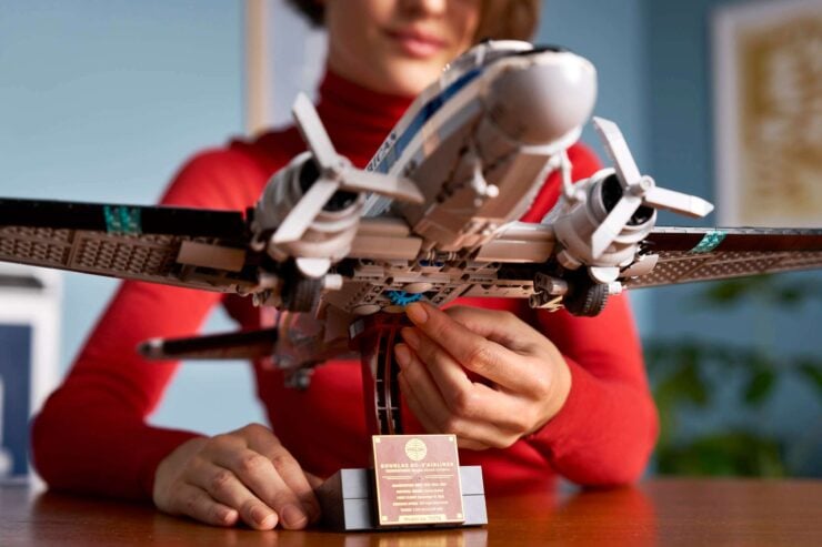 Lego Douglas DC-3 Pan Am Airliner 6