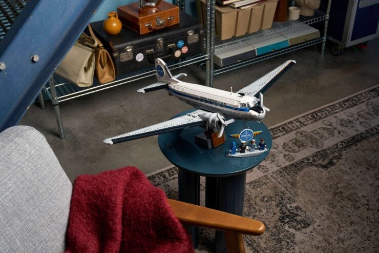 Lego Douglas DC-3 Pan Am Airliner 9