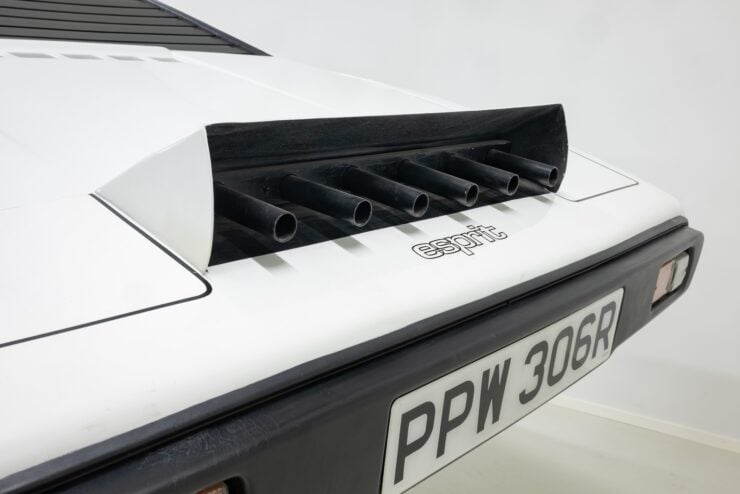 Lotus Esprit The Spy Who Loved Me Car 9